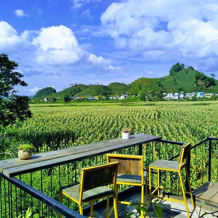 Savana Moc Chau Bed and Breakfast Εξωτερικό φωτογραφία